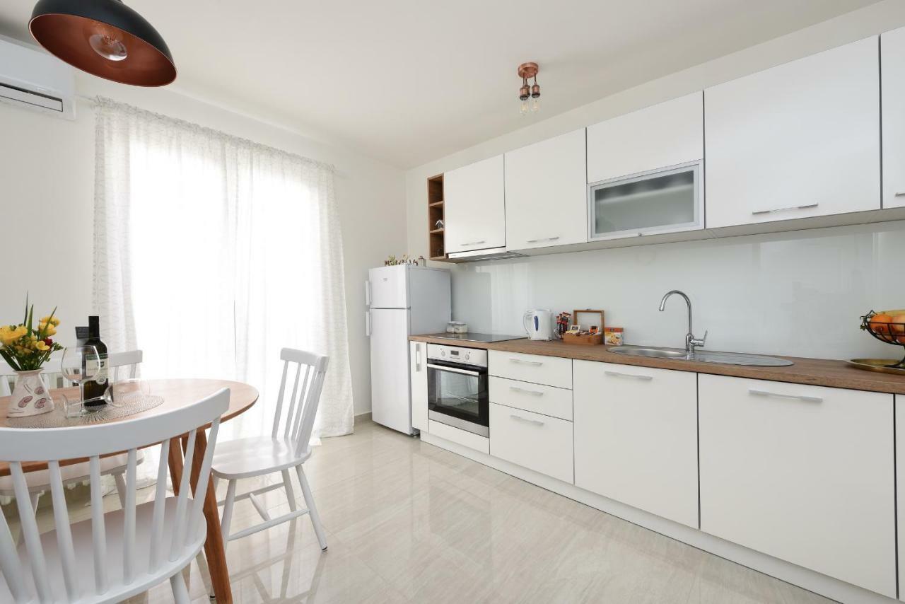 July Apartment Zadar Buitenkant foto