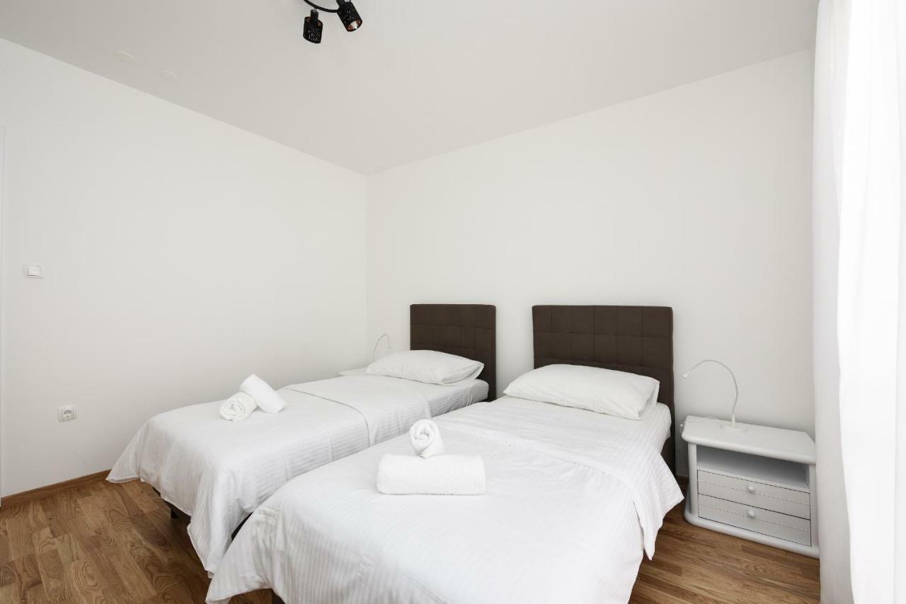 July Apartment Zadar Buitenkant foto